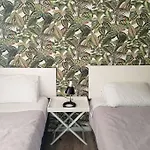 615- Departamento 2 Dorm + Parking Gratis